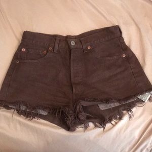 Dark brown Levi’s shorts